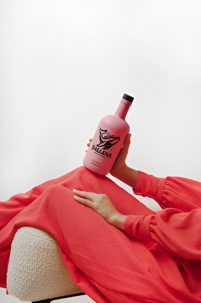 Ballena Licor De Morango Com Tequila 750ml Caixa Com 6 Unid